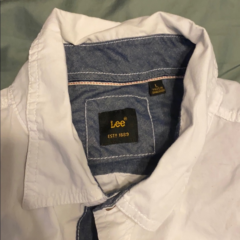 Button up LEE shirt for men